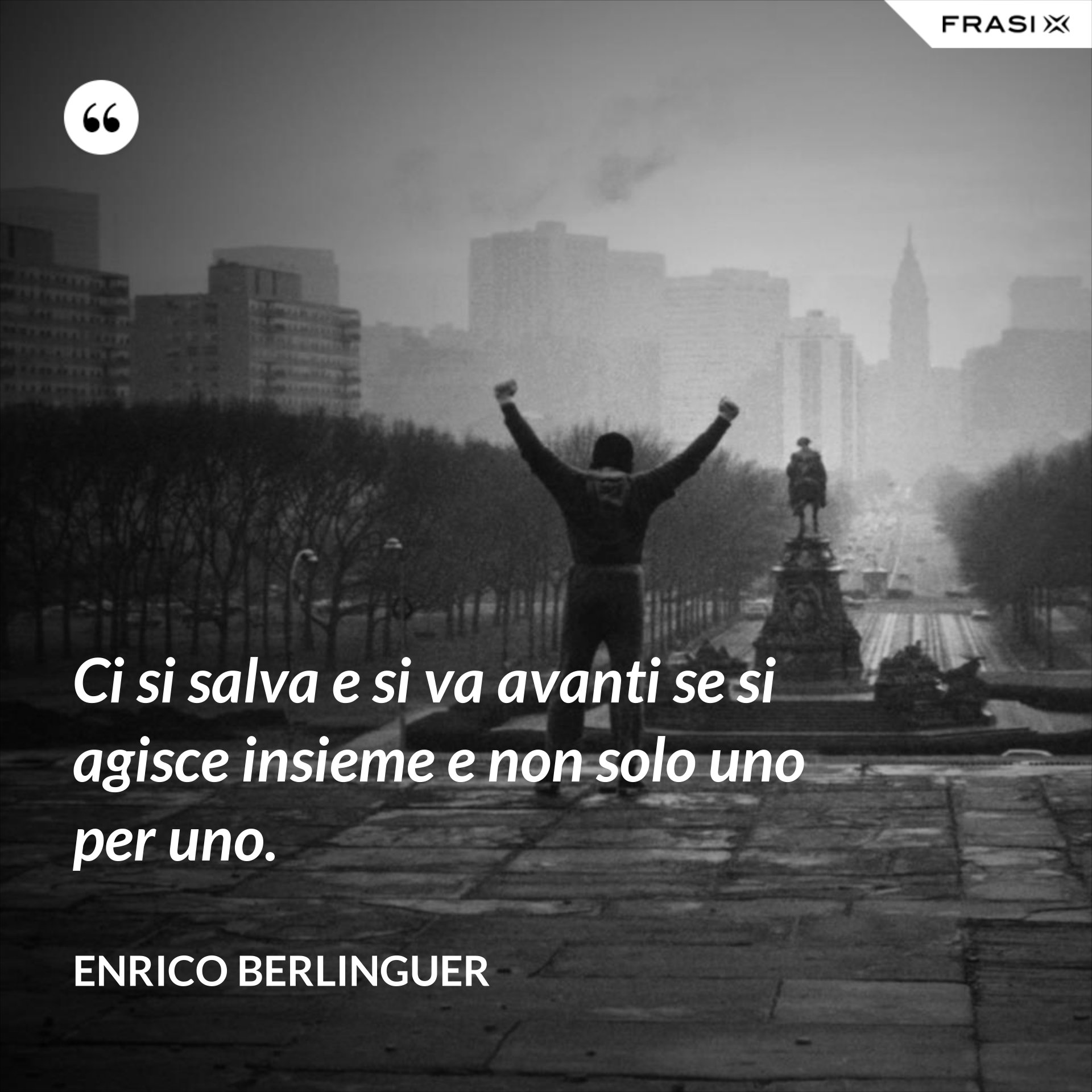 Solo Sguardi Ma Non Si Fa Avanti